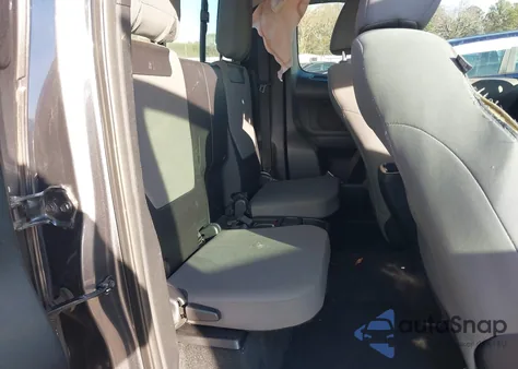 2017 Toyota Tacoma Sr из США, поврежденный, VIN 5TFRX5GNXHX078015